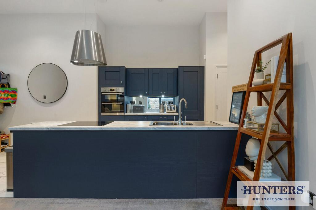 Apartment in Leeds, Upper Henshaw, Henshaw - More