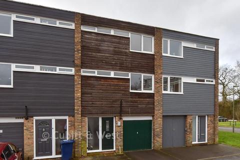 undefined, Taylors Crescent, Cranleigh GU6