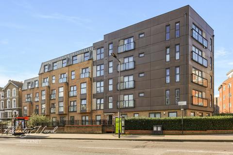 1 bedroom flat for sale, 223b Amhurst Road, London, E8