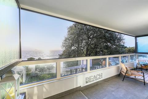 3 bedroom apartment for sale, Branksome Towers, Poole, BH13