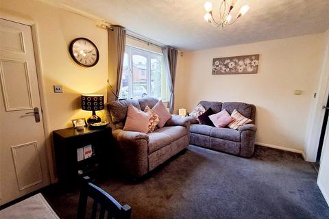 1 bedroom flat for sale, Greenhill Avenue, Kidderminster, Worcestershire, DY10