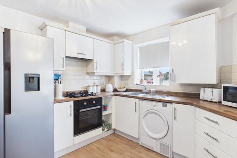 2 bedroom flat for sale, Ashby Gardens, Hyde, SK14 3EY