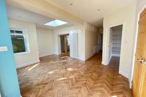 undefined, Castle Road, Salisbury SP1