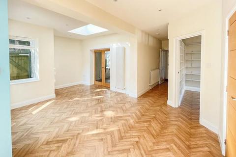 undefined, Castle Road, Salisbury SP1