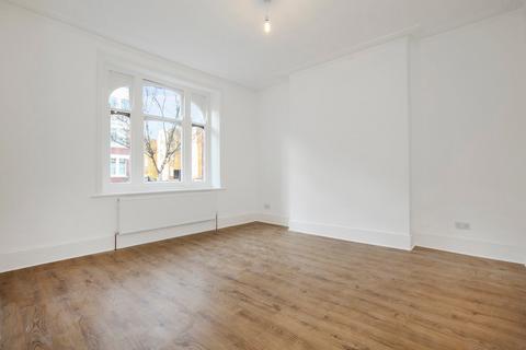 2 bedroom property to rent, Honeybourne Road, London, NW6