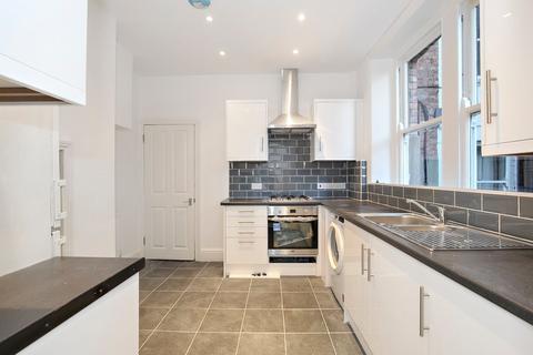 2 bedroom property to rent, Honeybourne Road, London, NW6