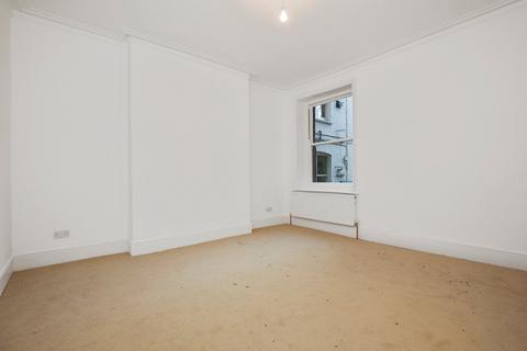 2 bedroom property to rent, Honeybourne Road, London, NW6