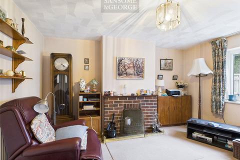 3 bedroom semi-detached house for sale, Stephens Road, Mortimer Common, Reading, Berkshire, RG7