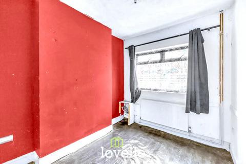 2 bedroom terraced house for sale, Rutland Street, Grimsby, Lincolnshire, DN32 7NE