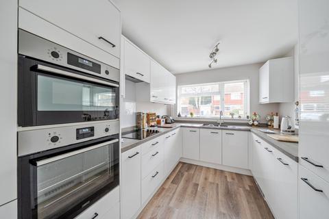 4 bedroom semi-detached house for sale, Graylands Close, Horsell, GU21