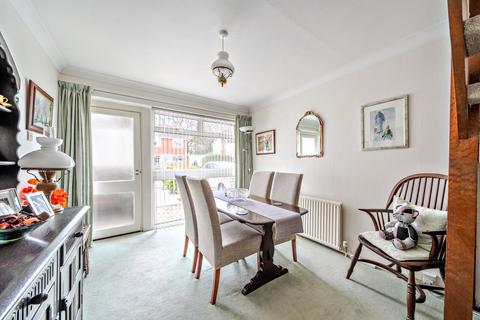 4 bedroom semi-detached house for sale, Graylands Close, Horsell, GU21