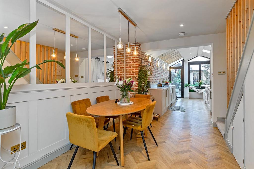 20 Boundary Road-19.jpg