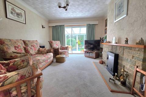 3 bedroom bungalow for sale, Lakeview Crescent, Highbridge, Somerset, TA9
