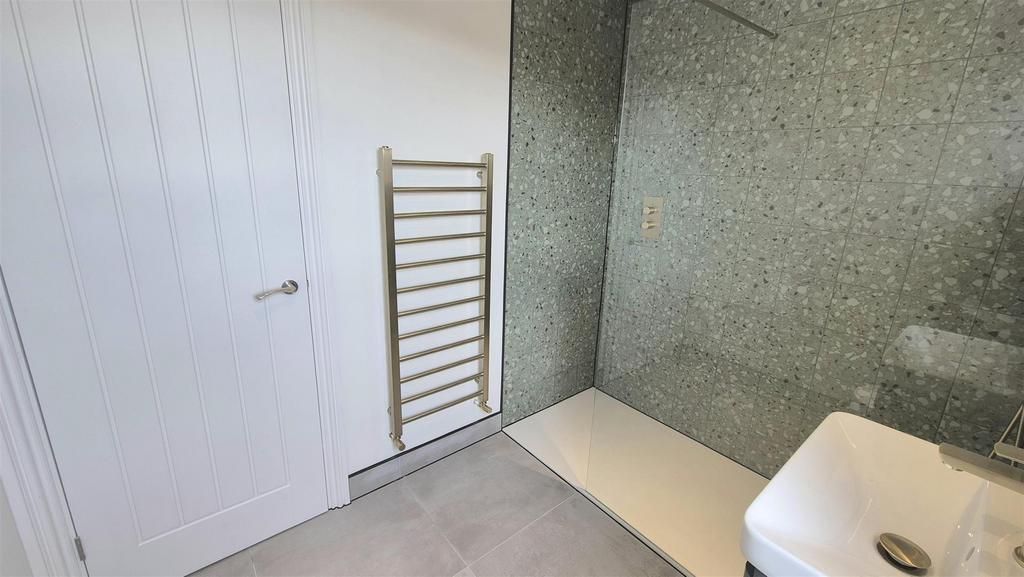 Master Ensuite
