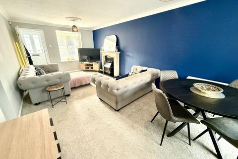 3 bedroom semi-detached house for sale, Templeton Close, Highfields