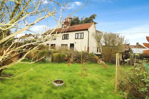 2 bedroom semi-detached house for sale, Stone Lane, Hingham, Norwich, Norfolk, NR9