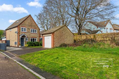 4 bedroom detached house for sale, Okehampton Way, Ivybridge PL21