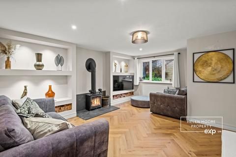 4 bedroom detached house for sale, Okehampton Way, Ivybridge PL21