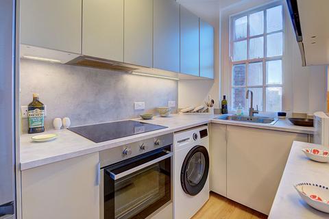 2 bedroom flat for sale, Elm Tree Road, London NW8