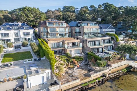 2 bedroom apartment for sale, Sandbanks Road, Evening Hill, Poole, Dorset, BH14