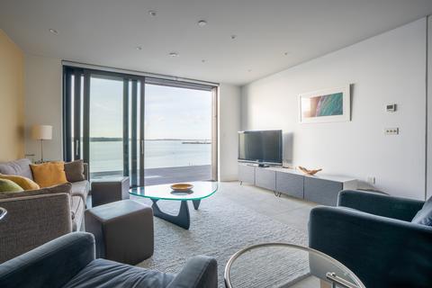 2 bedroom apartment for sale, Sandbanks Road, Evening Hill, Poole, Dorset, BH14