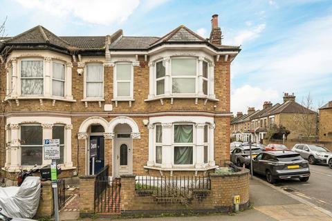 Albacore Crescent, London SE13