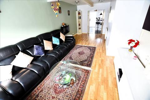 3 bedroom terraced house for sale, Feltham TW13