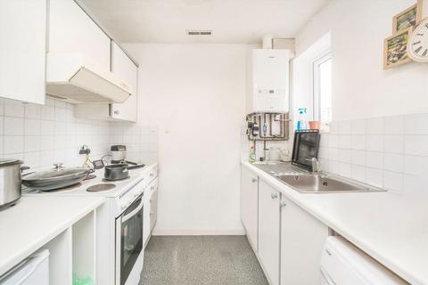 1 bedroom flat to rent, Manor Vale, Brentford TW8