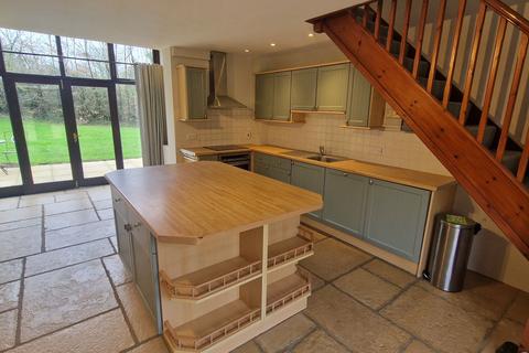 undefined, Upper Minety, Lyngrove Farm, SN16