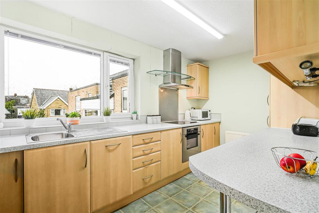 Fitted kitchen
