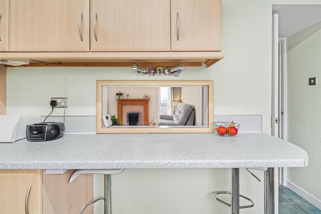 Breakfast bar/feature