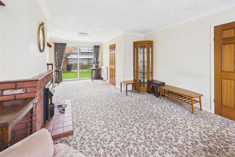 undefined, Fern Avenue, Derby DE65