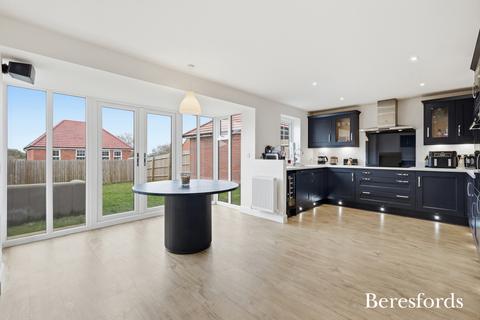 4 bedroom detached house for sale, Otter Chase, Dunmow, CM6