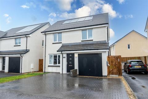 undefined, Lotus Crescent, Cleland