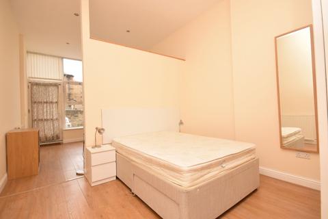 undefined, Viewforth Terrace, Bruntsfield, Edinburgh, EH10