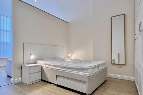 undefined, Viewforth Terrace, Bruntsfield, Edinburgh, EH10