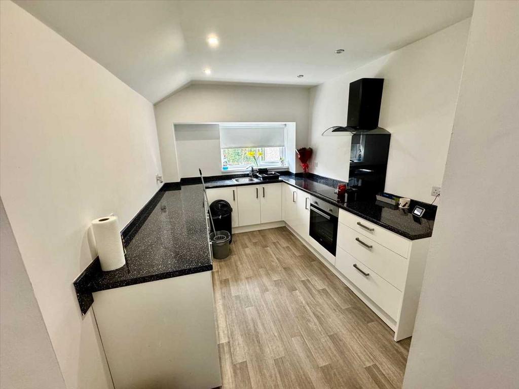 Kitchen (Ground