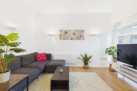 1 bedroom apartment to rent, The Citadel :: NOMA