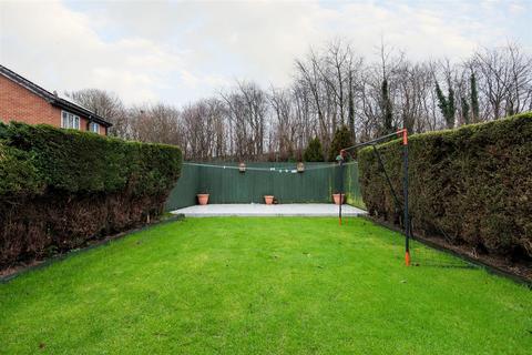 4 bedroom detached house for sale, Camberwell Close, Gateshead, NE11