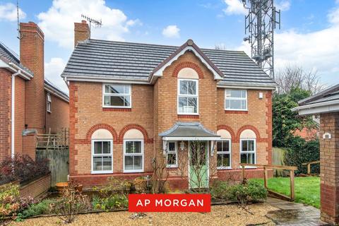 4 bedroom detached house for sale, Parkstone Avenue, Bromsgrove, Worcestershire, B61
