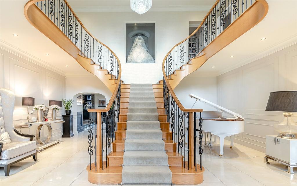 Hall/Staircase