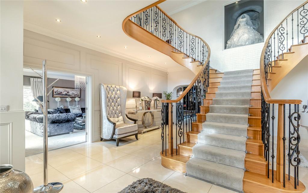 Hall/Staircase