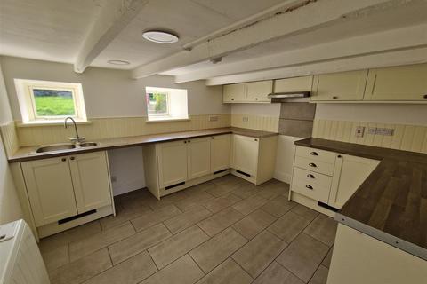 undefined, Hugus, Truro