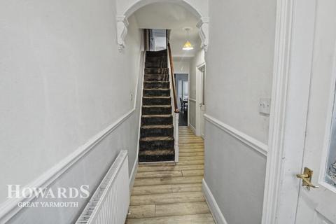 3 bedroom terraced house for sale, York Road, Great Yarmouth
