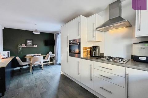 undefined, Sandiford Row, Radcliffe, Manchester, Greater Manchester, M26 4LY