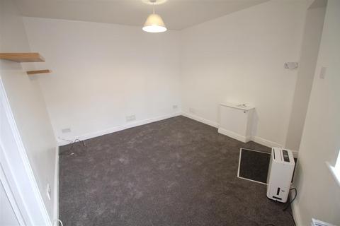 1 bedroom flat to rent, Broadstone Road, Stockport SK5