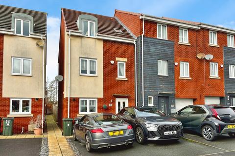 undefined, White Swan Close, Killingworth, Newcastle upon Tyne, NE12