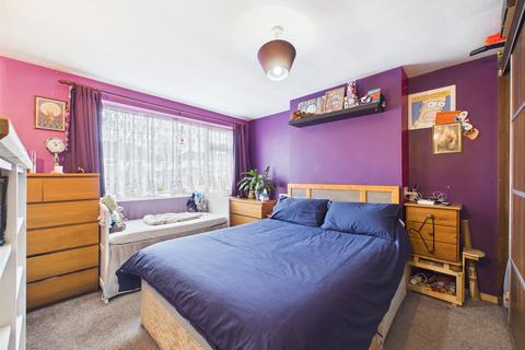 undefined, Latymer Croft, Churchdown, Gloucester, Gloucestershire, GL3