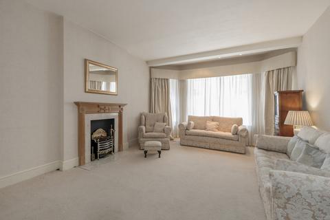 2 bedroom flat for sale, Rutland Court, London, SW7