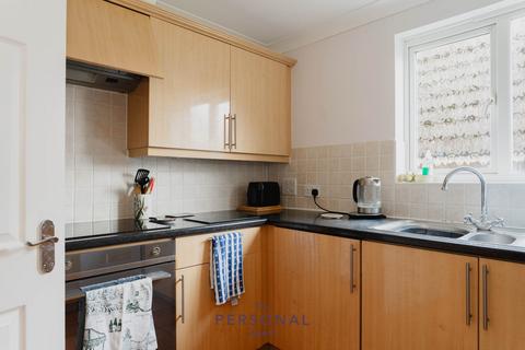 undefined, Alexandra Road, Epsom